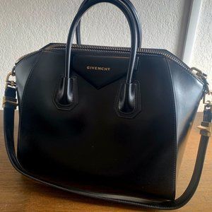 Givenchy Medium Antigona Bag
